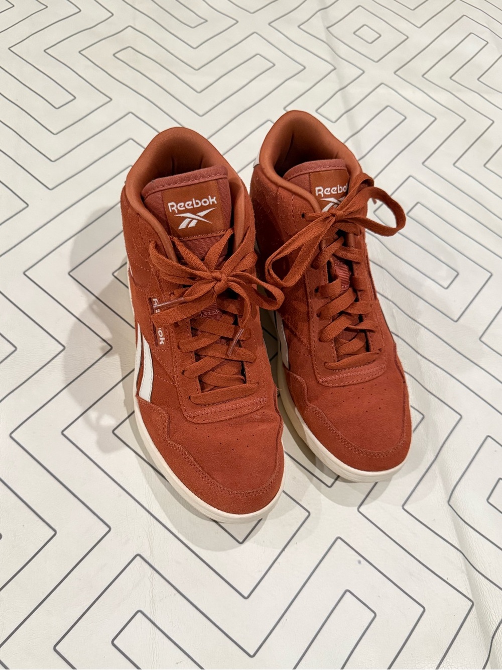 Reebok Burnt Orang High Top Sneakers